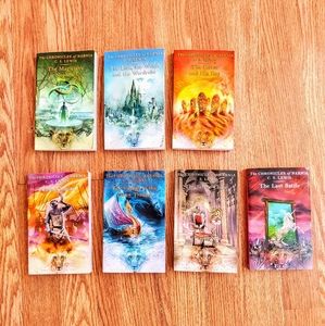 Chronicles of Narnia by C.S. Lewis 7-Book Set